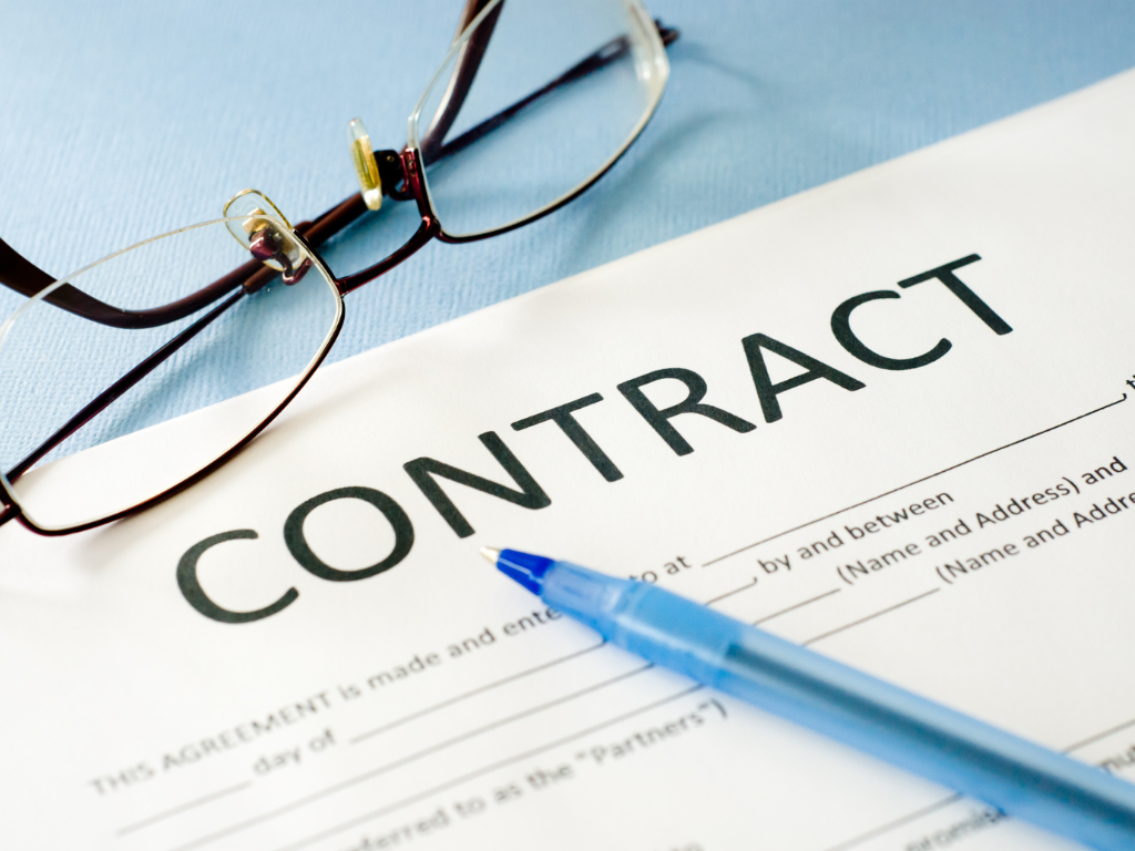 Freelancing Contracts and Legal Considerations